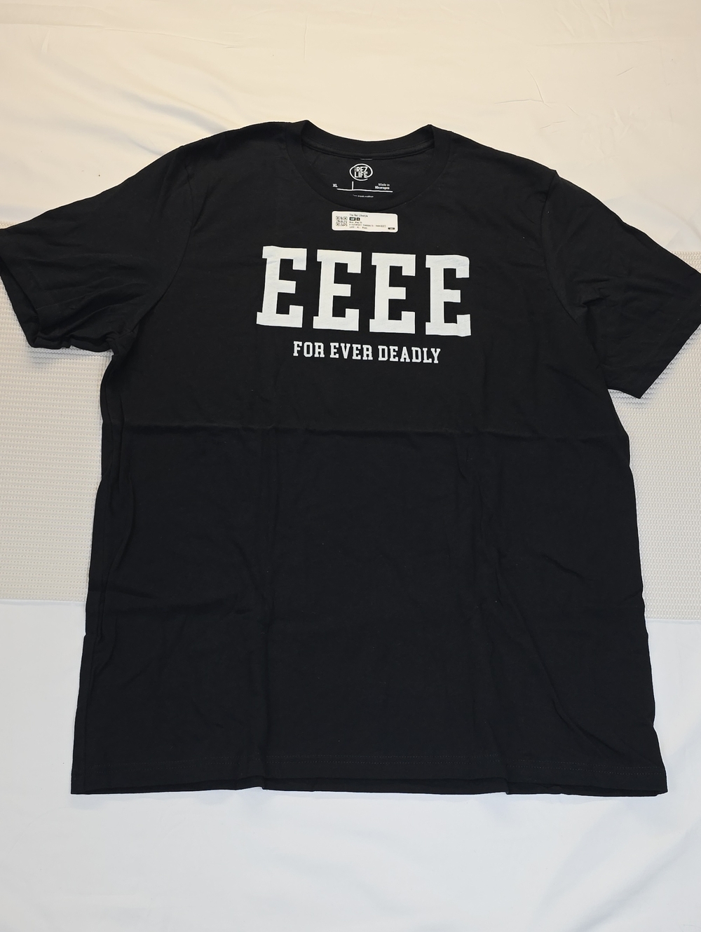 Black Graphic Tee with 'EEEE For Ever Deadly' Print XL The Rez Life